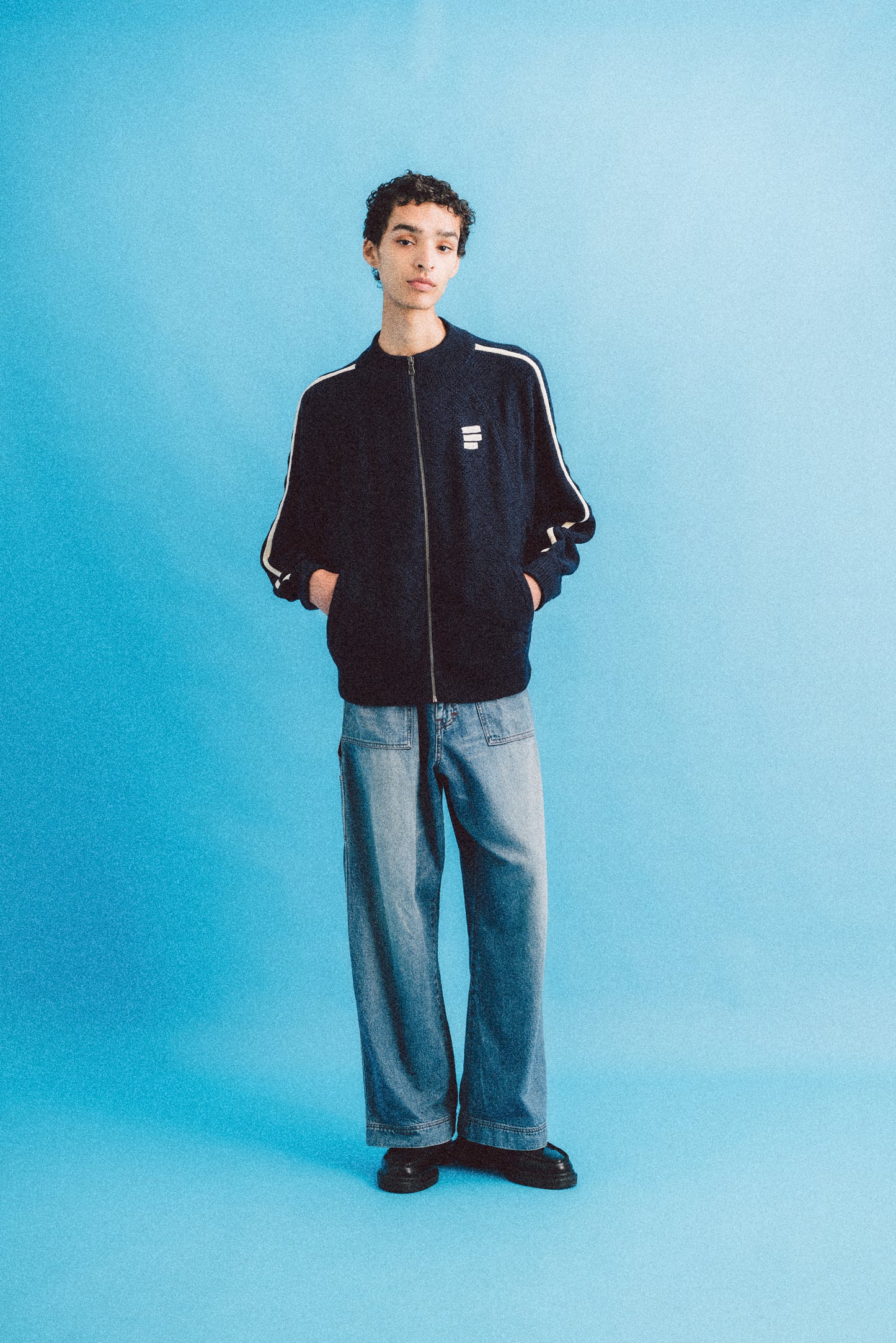 FADED PAINTER JEANS (BLUE)