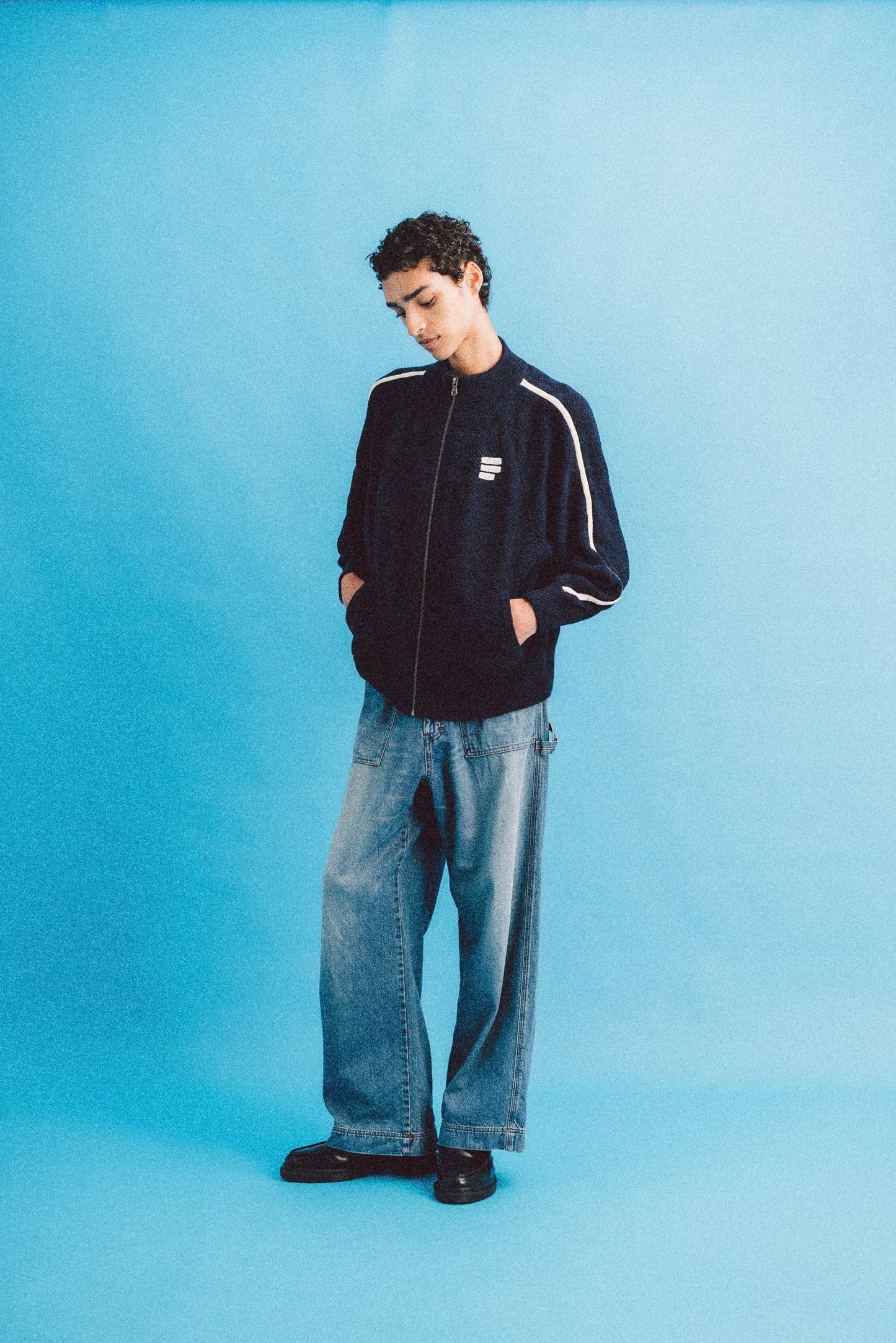 FADED PAINTER JEANS (BLUE)