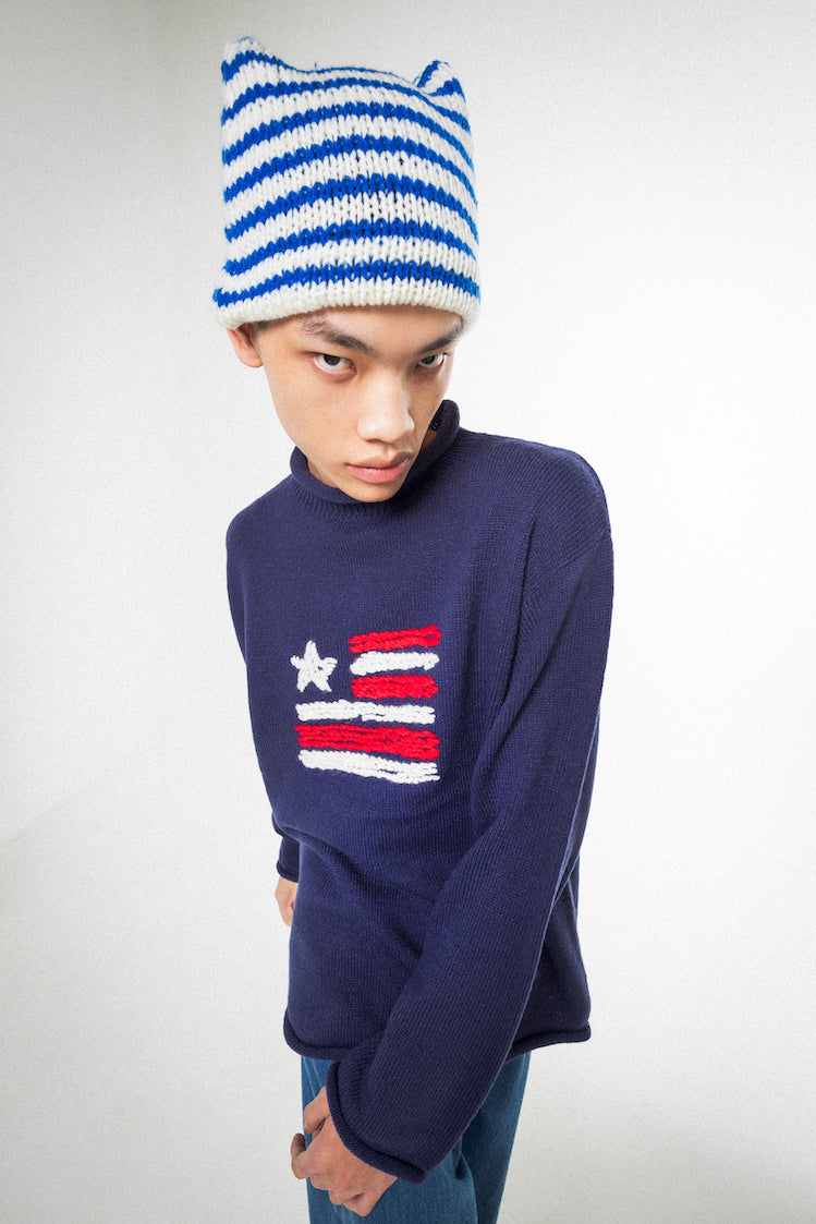 HAND KNITTED STRIPED BEANIE (BLUE)