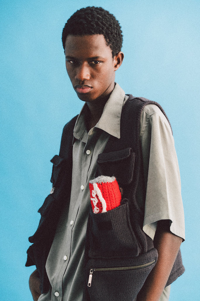 KNITTED FISSHING VEST (FADED BLACK)
