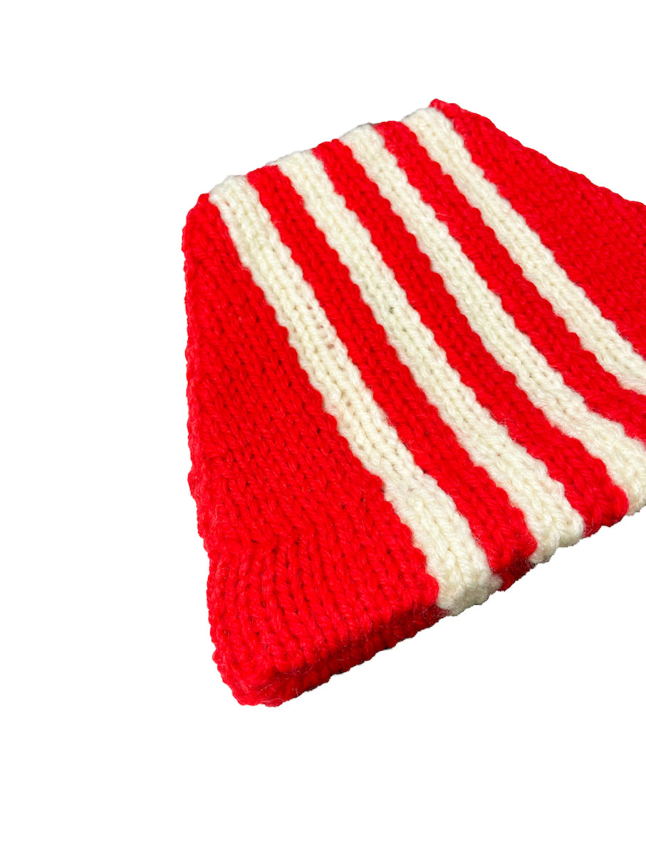 HAND KNITTED CAP (RED)