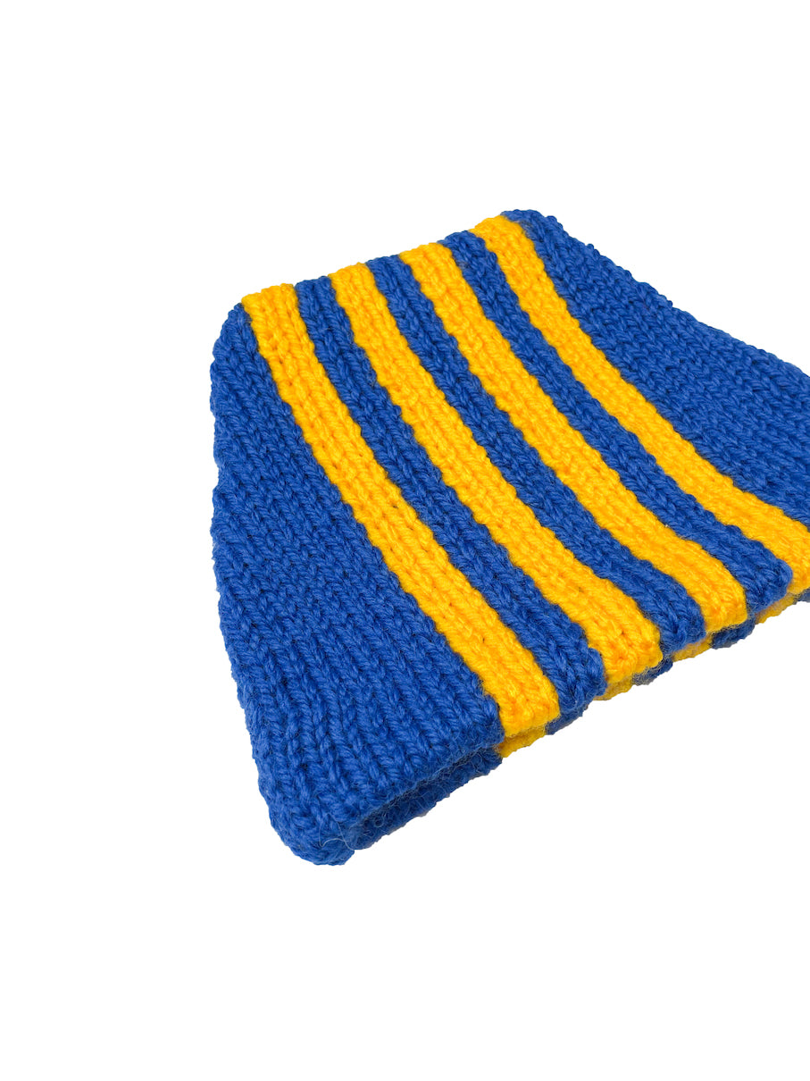 HAND KNITTED CAP (BLUE)