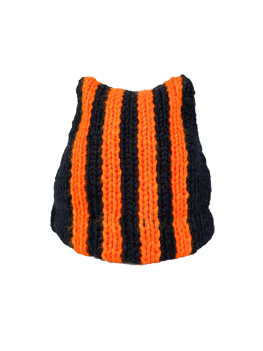 HAND KNITTED CAP (BLACK)