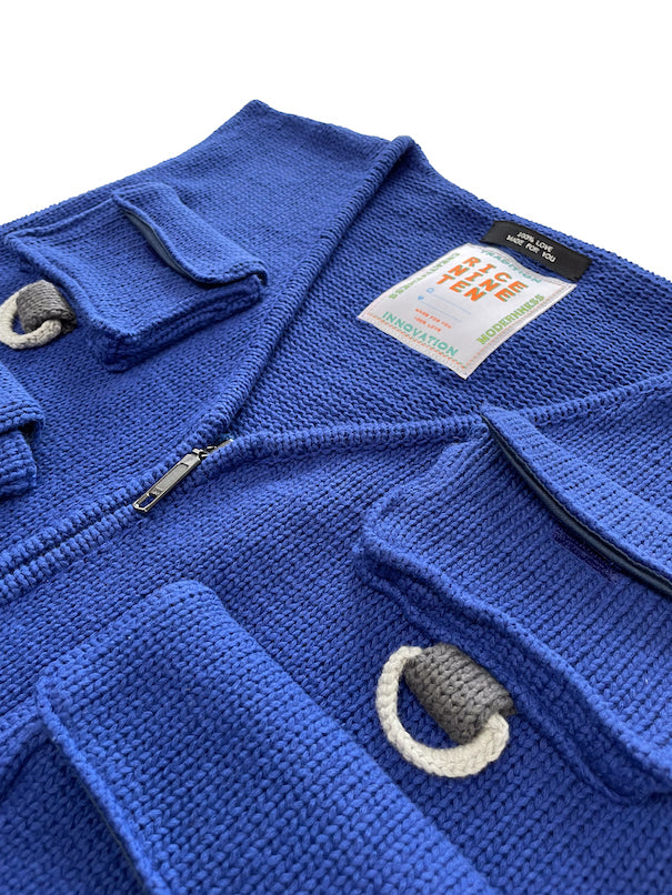 KNITTED FISSHING VEST (BLUE)