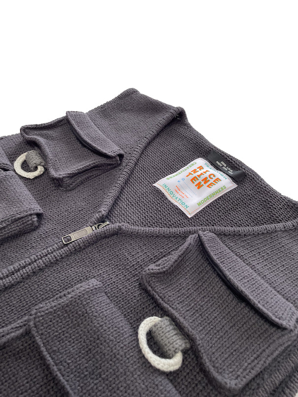 KNITTED FISSHING VEST (FADED BLACK)