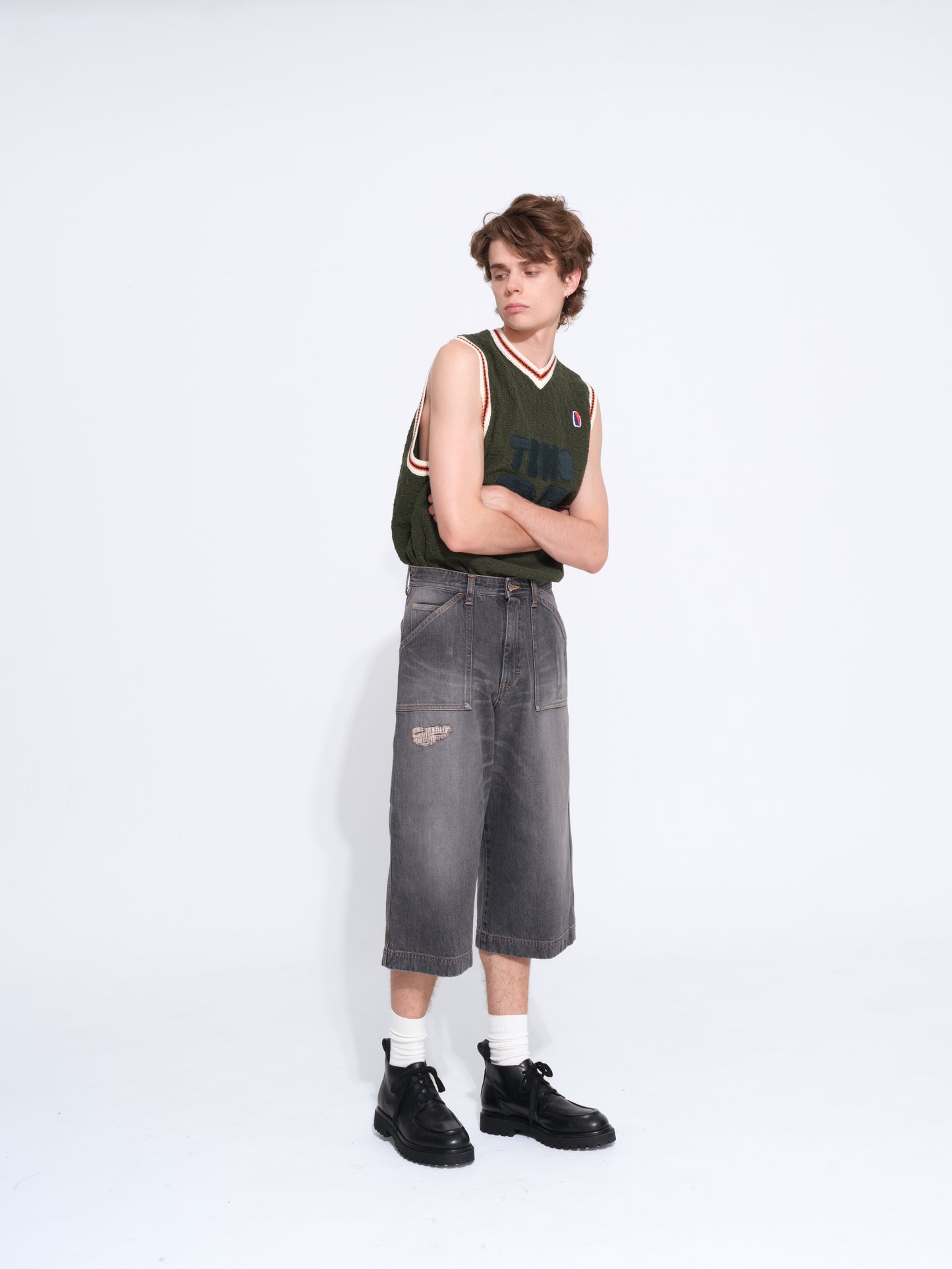 THREE QUARTER PAINTER JEANS (BLACK)
