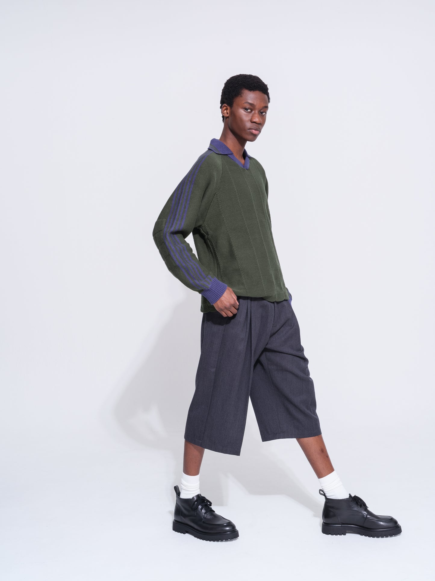 THREE QUARTER WOOL 2TUCK TROUSERS (DARK GRAY)
