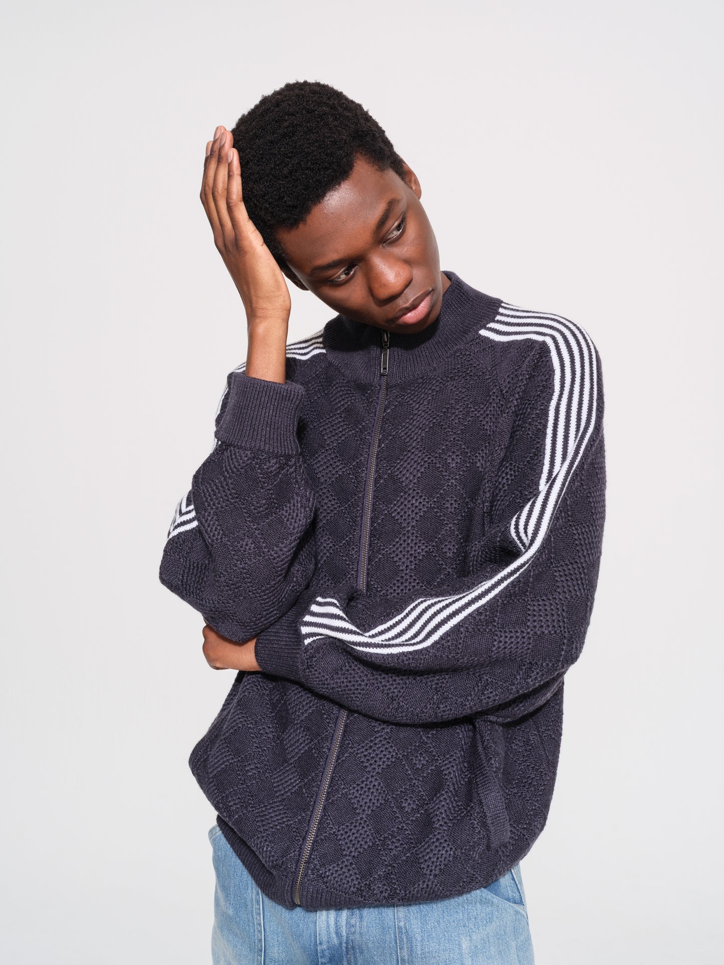 KNITTED TRAINING JACKET (FADE BLACK)