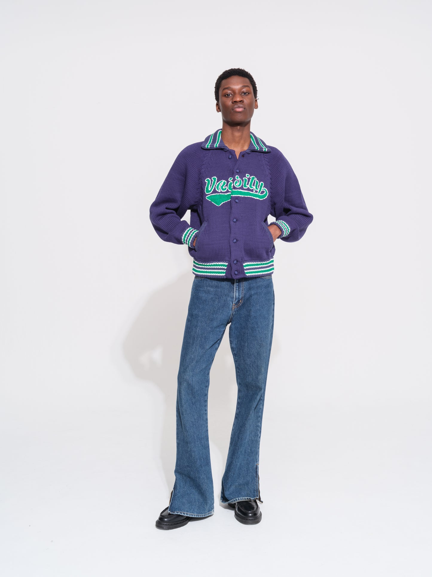 BOOT CUT SIDE ZIP JEANS (BLUE)