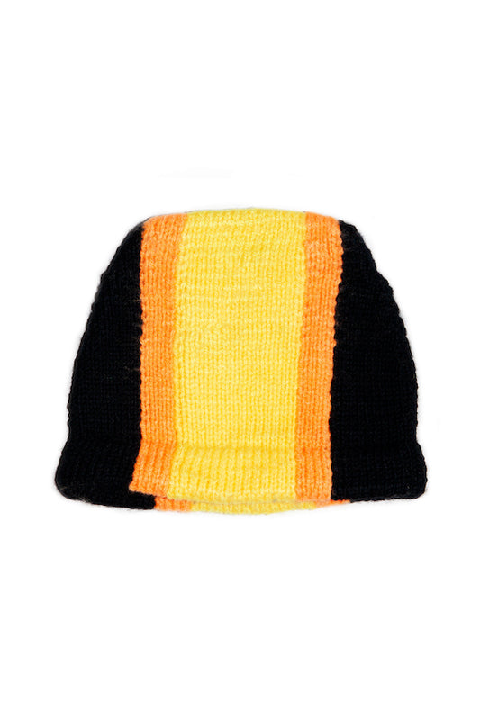 Hand-knitted beanie (black)