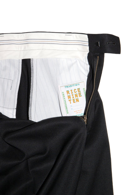 THREE QUARTER WOOL 2TUCK TROUSERS (BLACK)