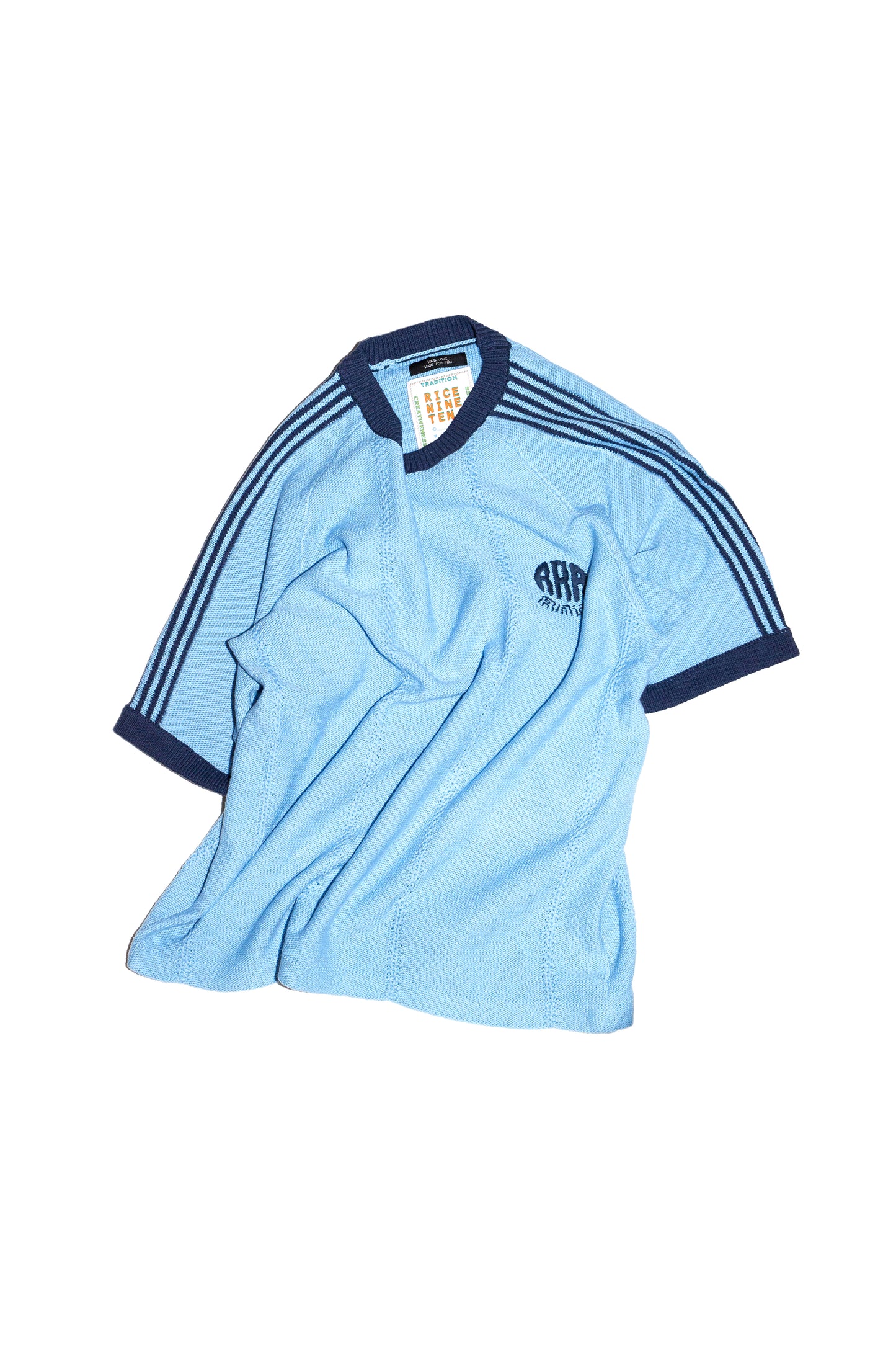 KNITTED TRAINING T-SHIRT (LIGHT BLUE)
