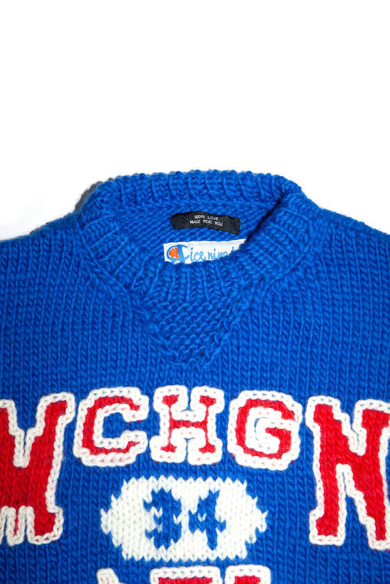 HAND KNITTING SWAETSHIRT (BLUE)