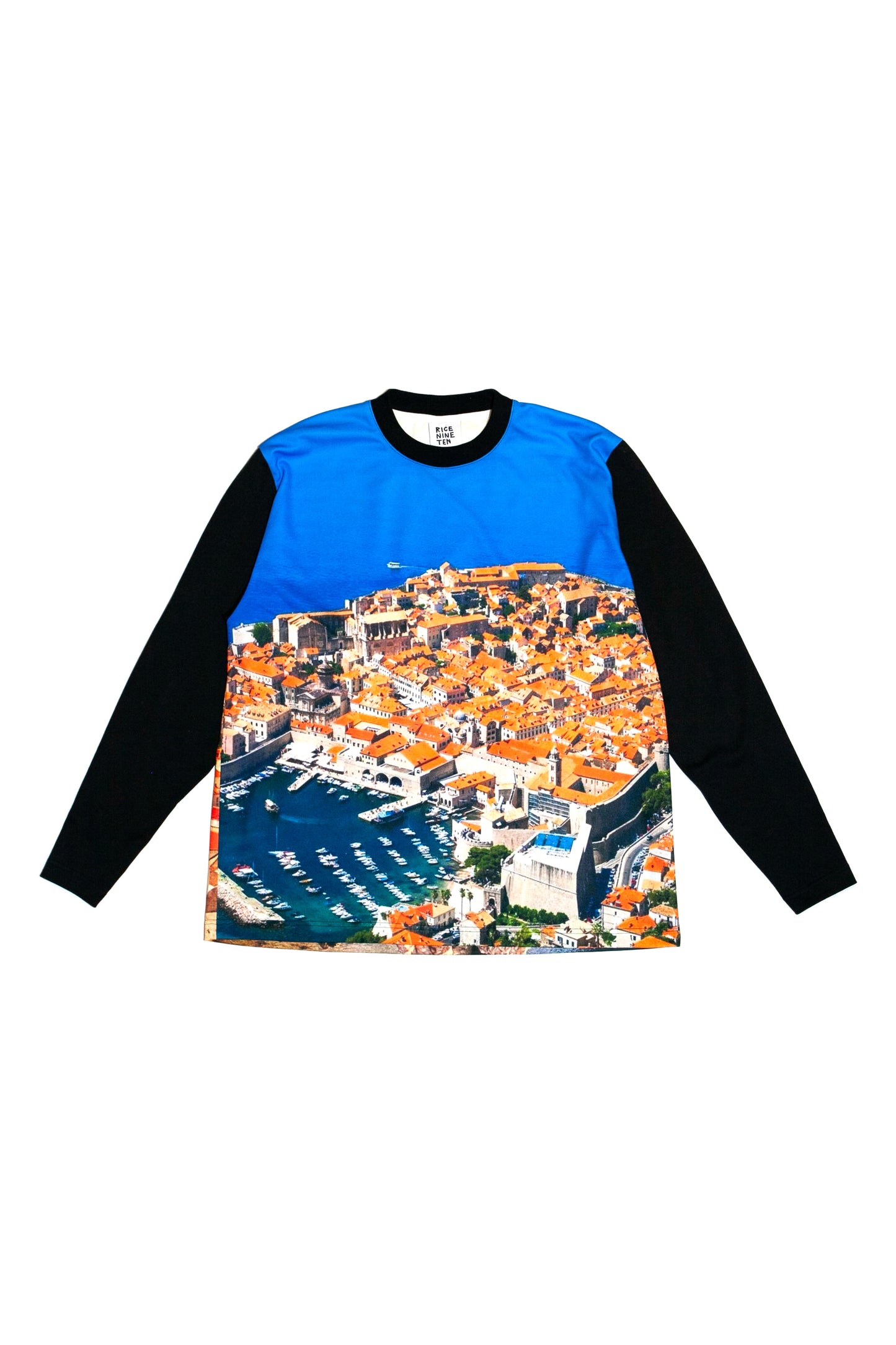 PHOTO PRINT SLIM FIT L/S TEE  (BLACK)