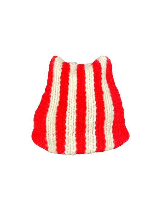 HAND KNITTED CAP (RED)